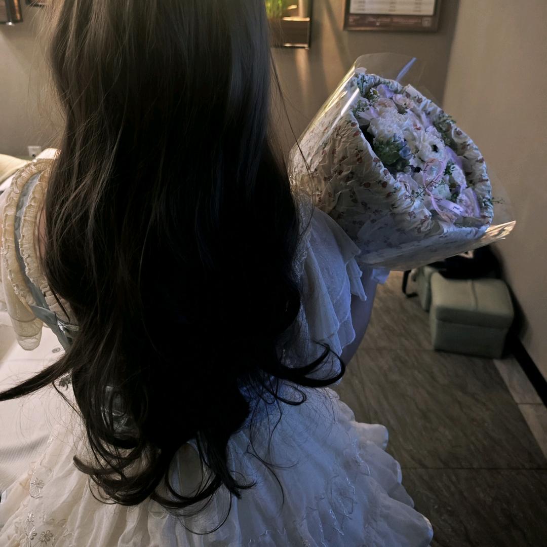 ✌︎' ֊'菠萝包