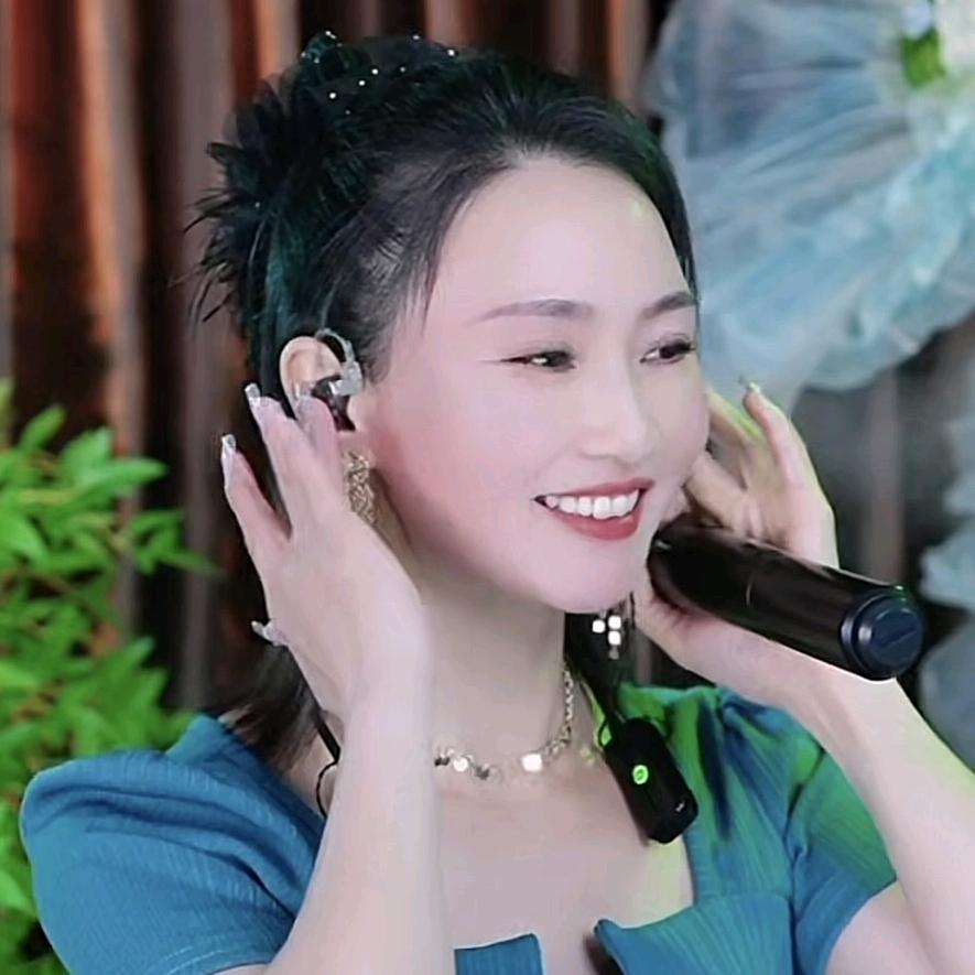 中音红红🎙