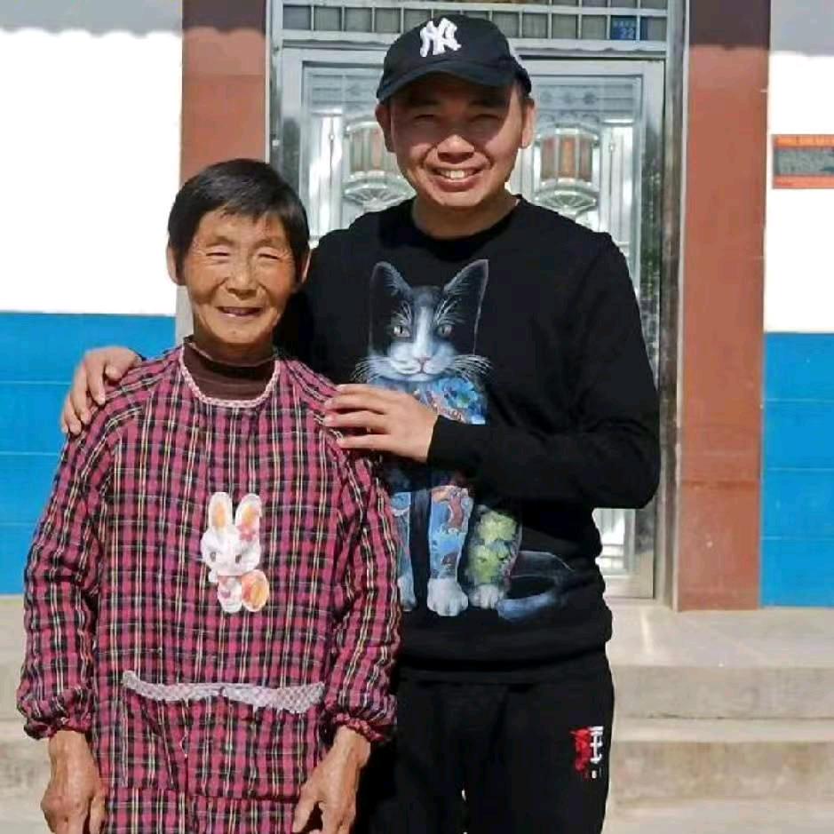 阿牛妈妈土特产零售店