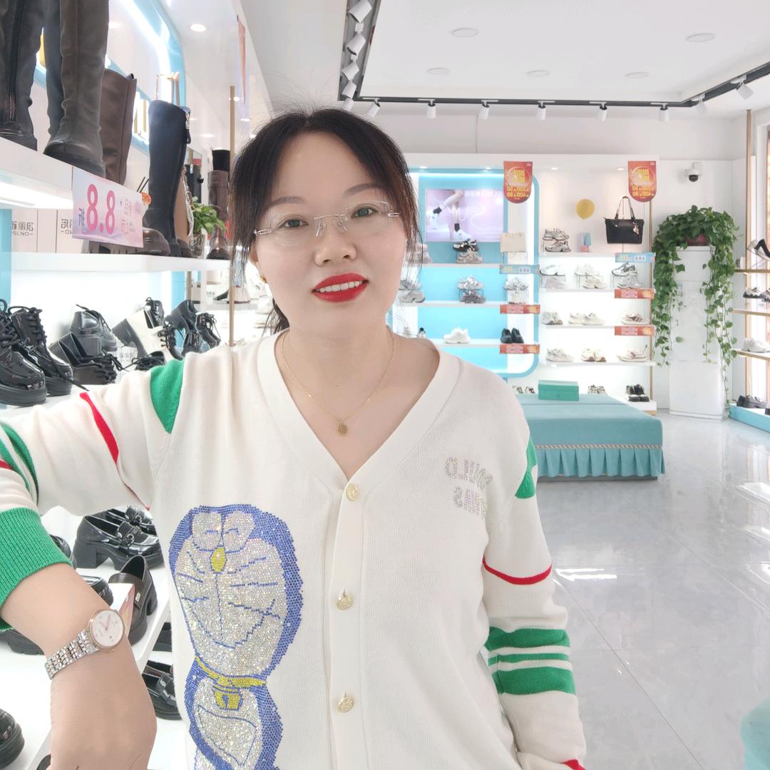 花石镇《南王❤️苏丽诺》鞋包集合店