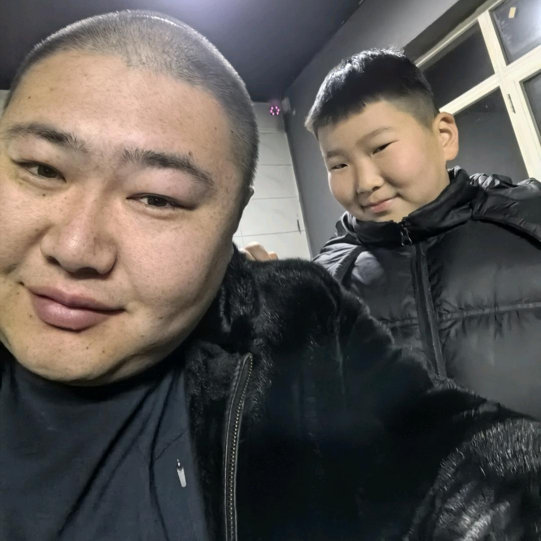 墙板 木饰面 王广珍