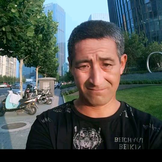 小德德补轮胎
