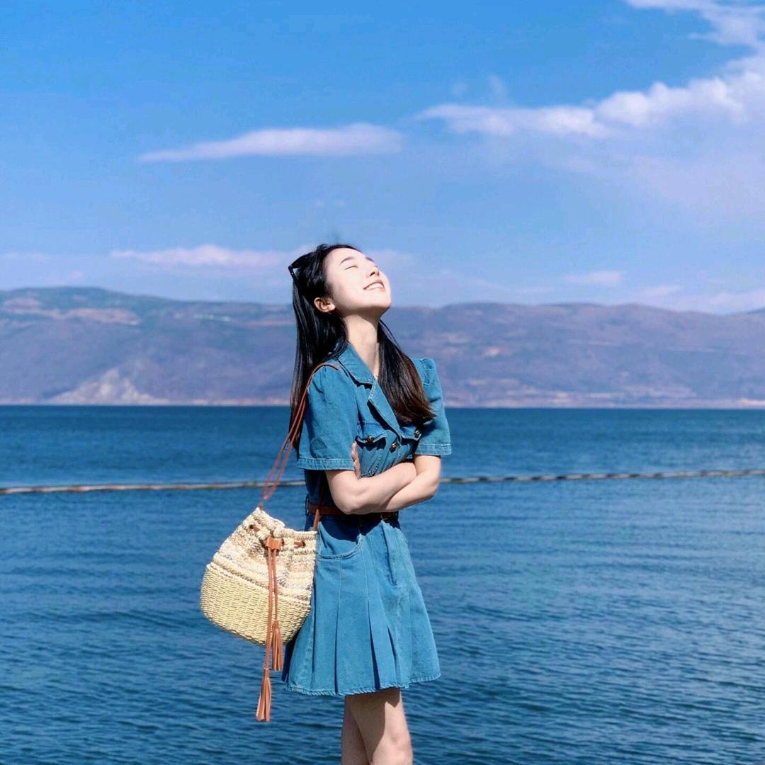 六月文案