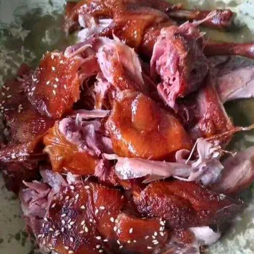 三妹  （川菜熟食手撕烤鸭）