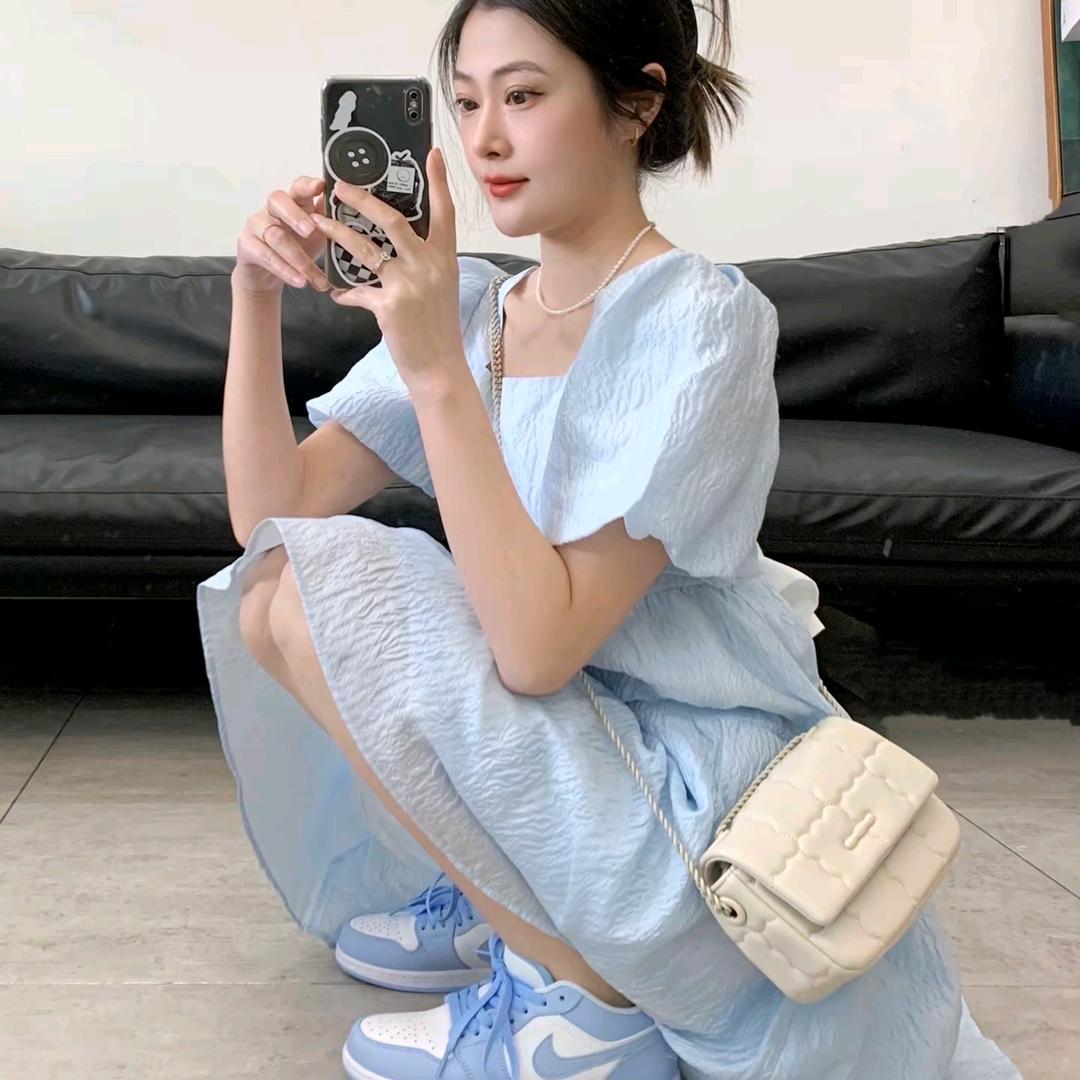 靠蒲潮鞋