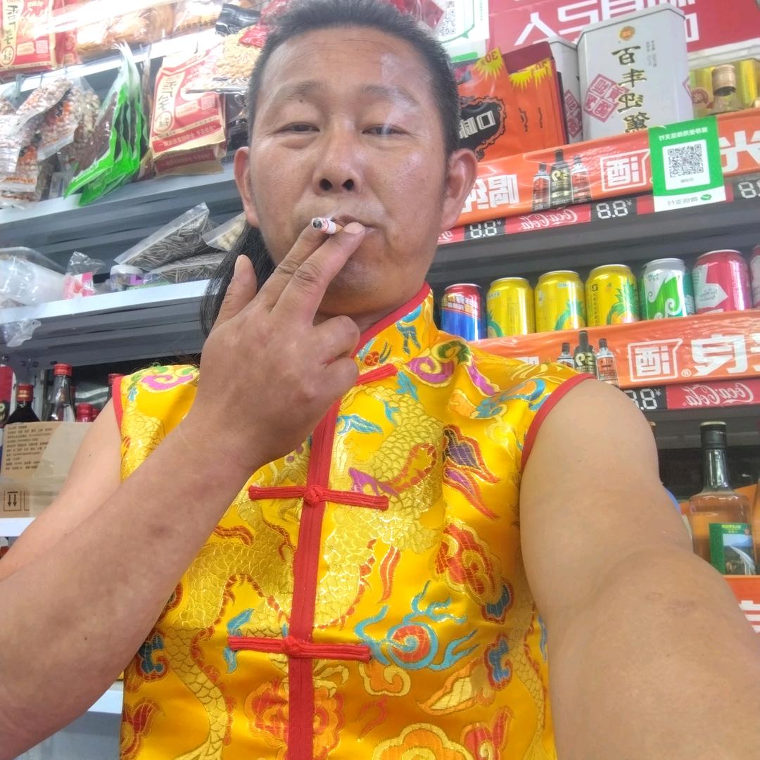 辫子哥
