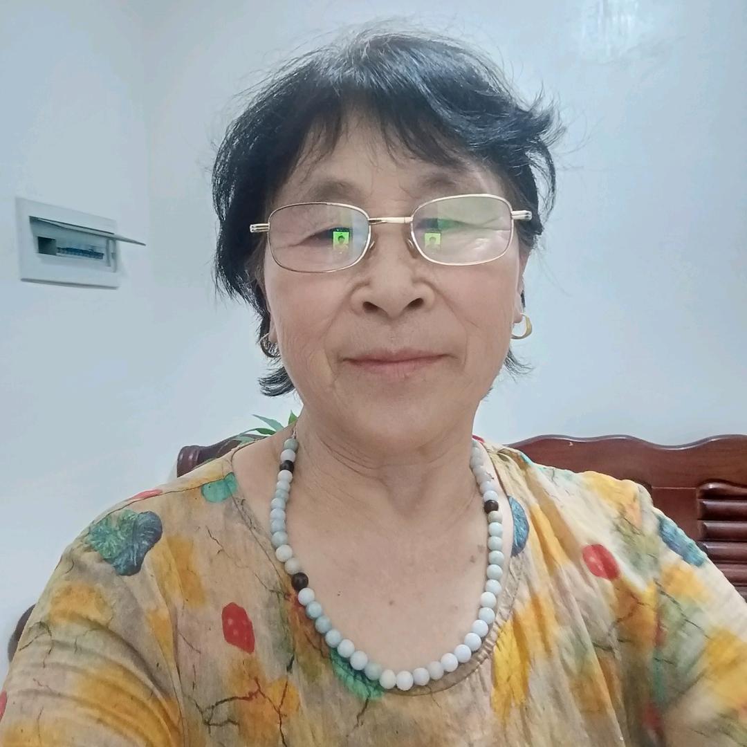 彬玉奶奶，早上7•30开播