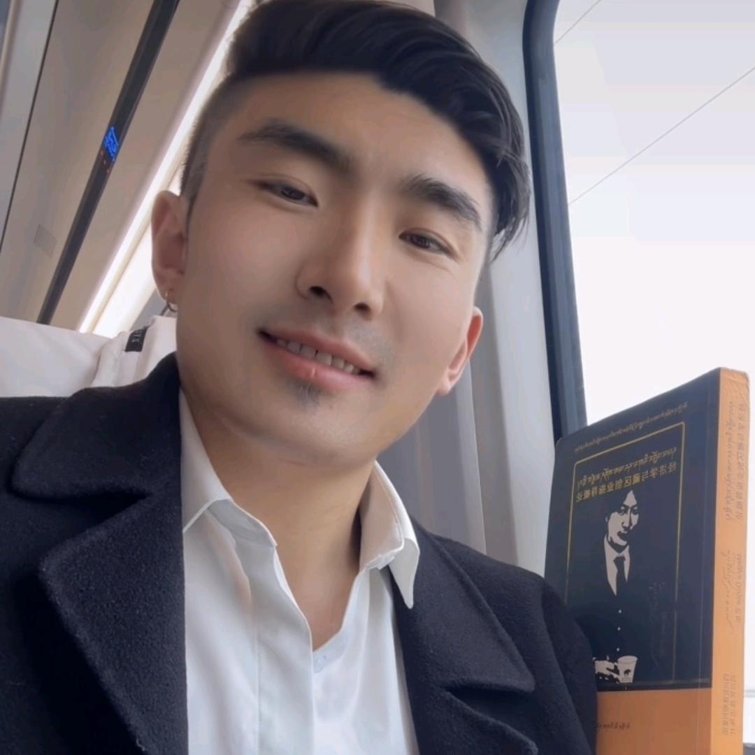 岗 ·  次仁嘎瓦