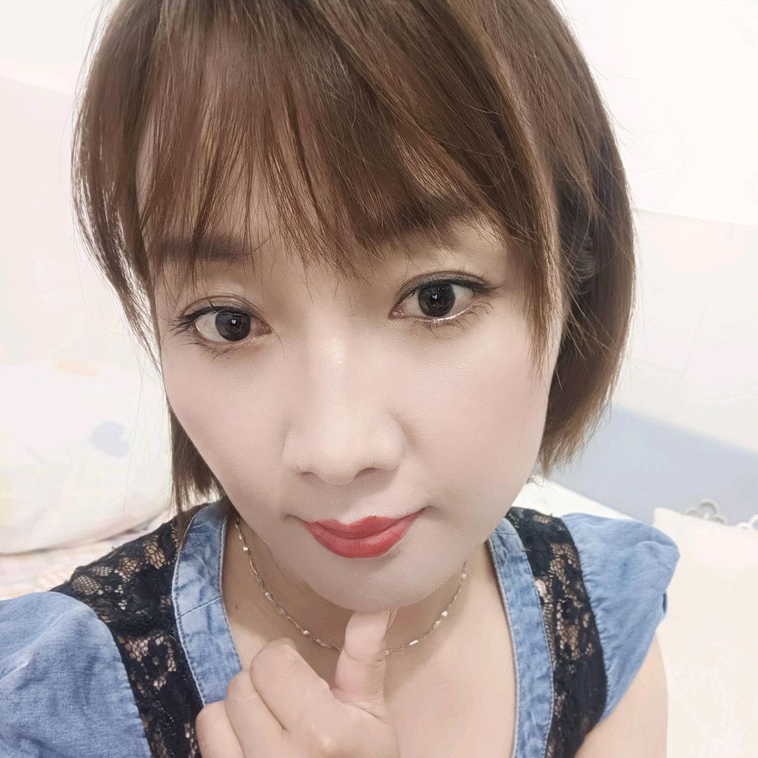 是小佳吖