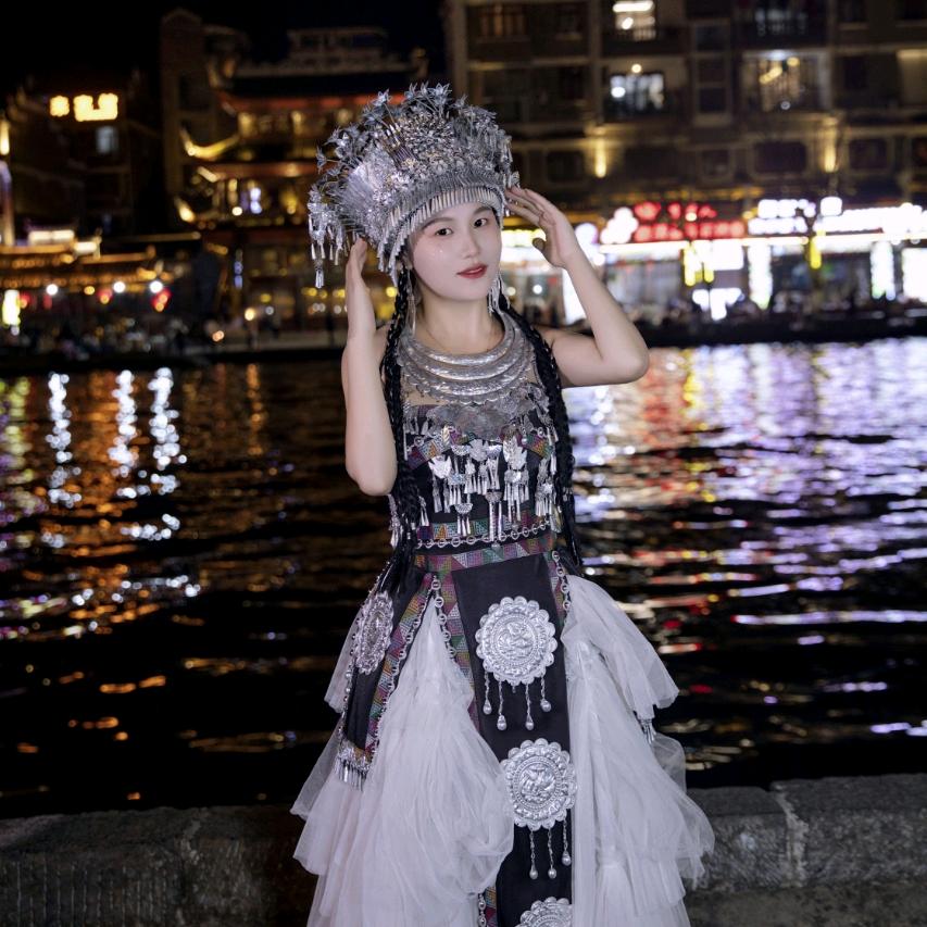 ღ᭄小🕊᭄丽💞