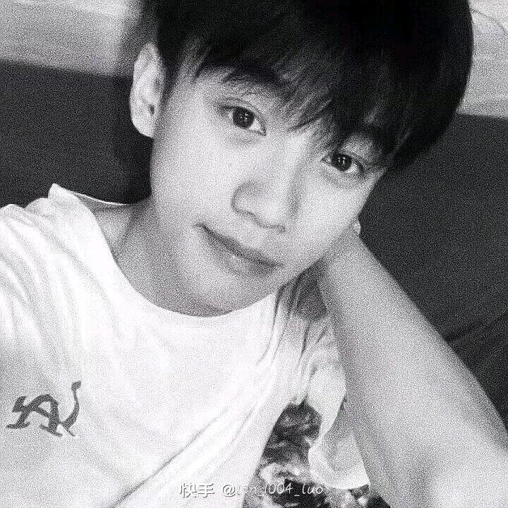 𝟮𝟰𝙆不敗神.