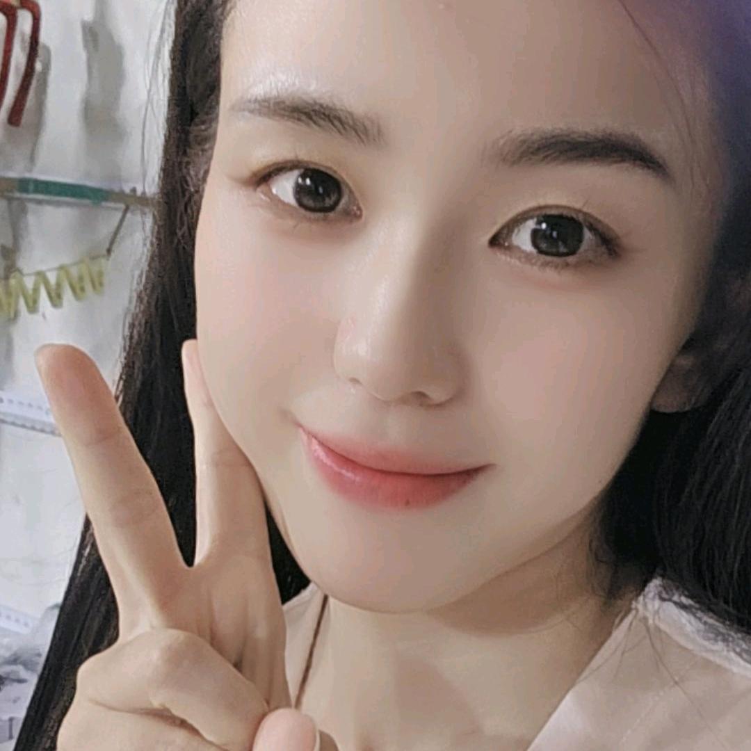 小草and两只小马