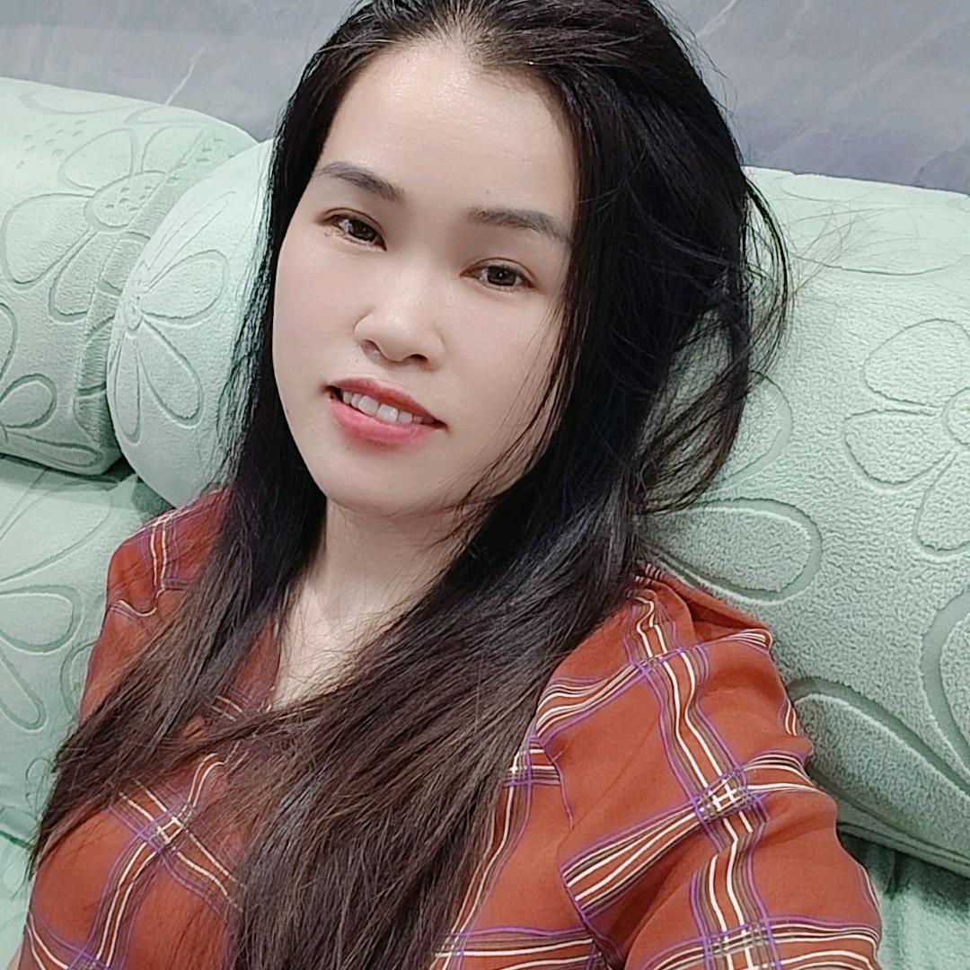 莫莫
