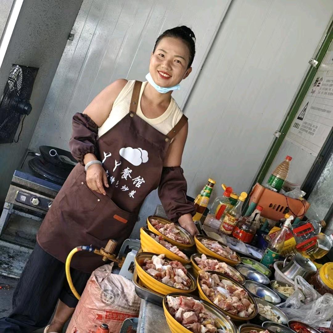 云南人在江都嘶马鼎衡船厂门口丫丫餐馆