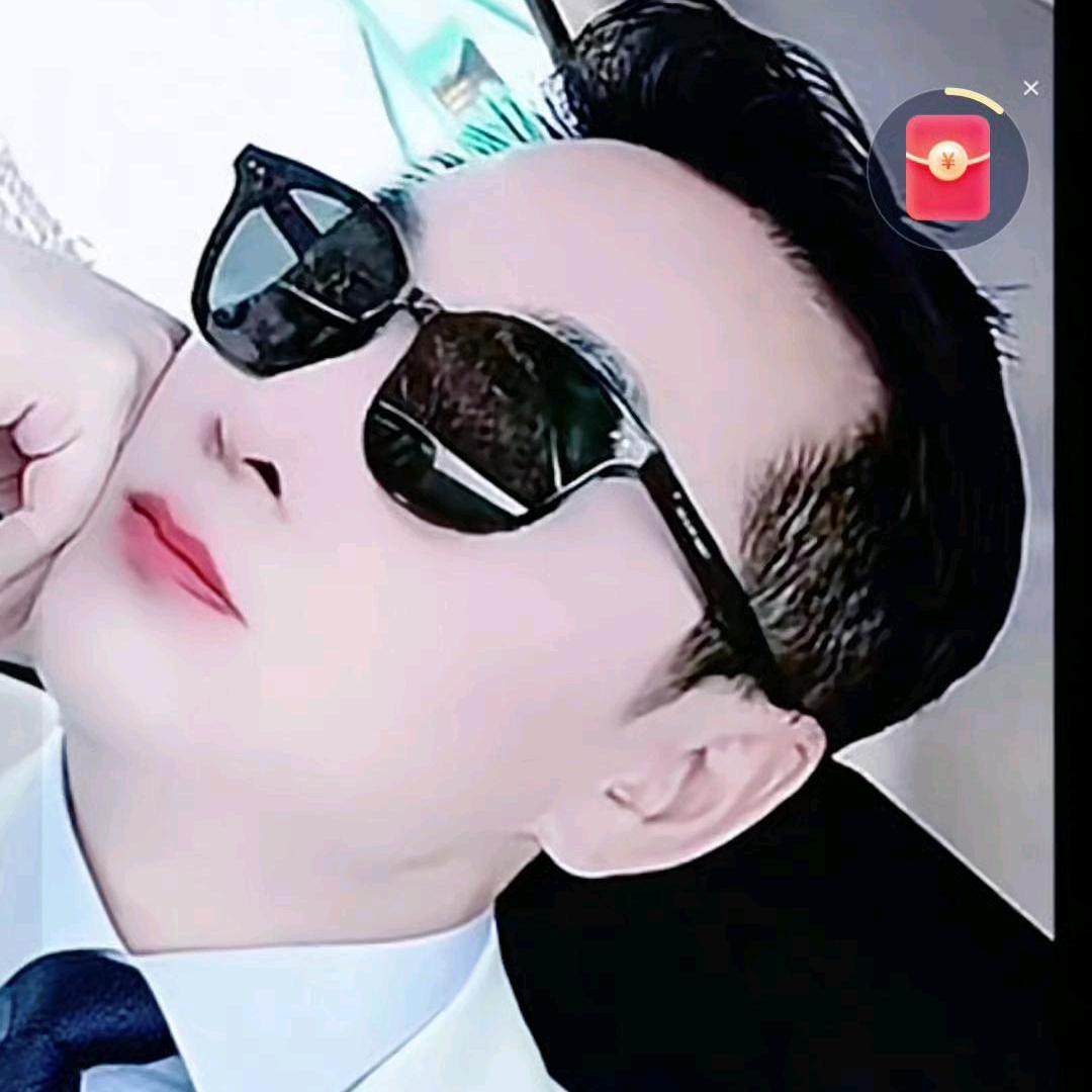 霸道总裁金少