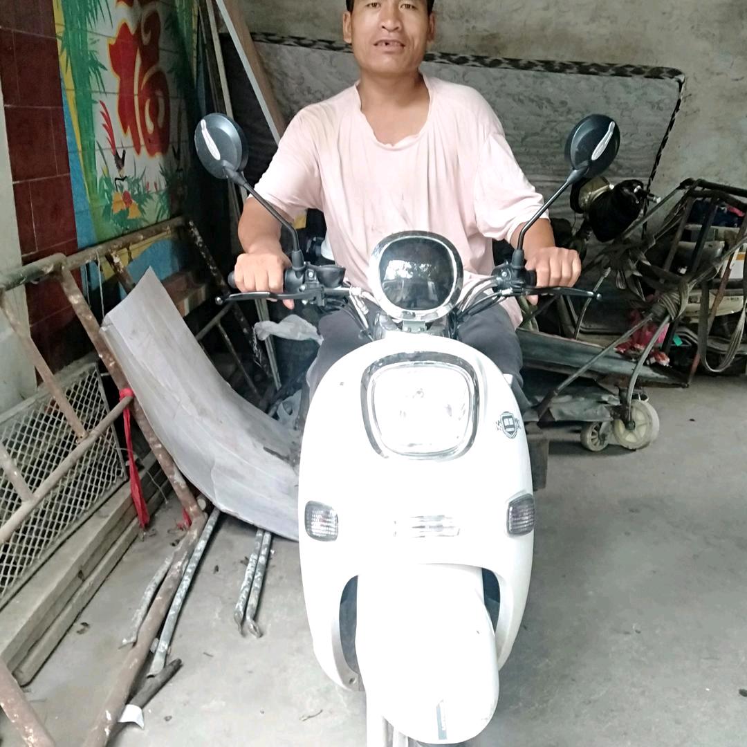 骆同玲