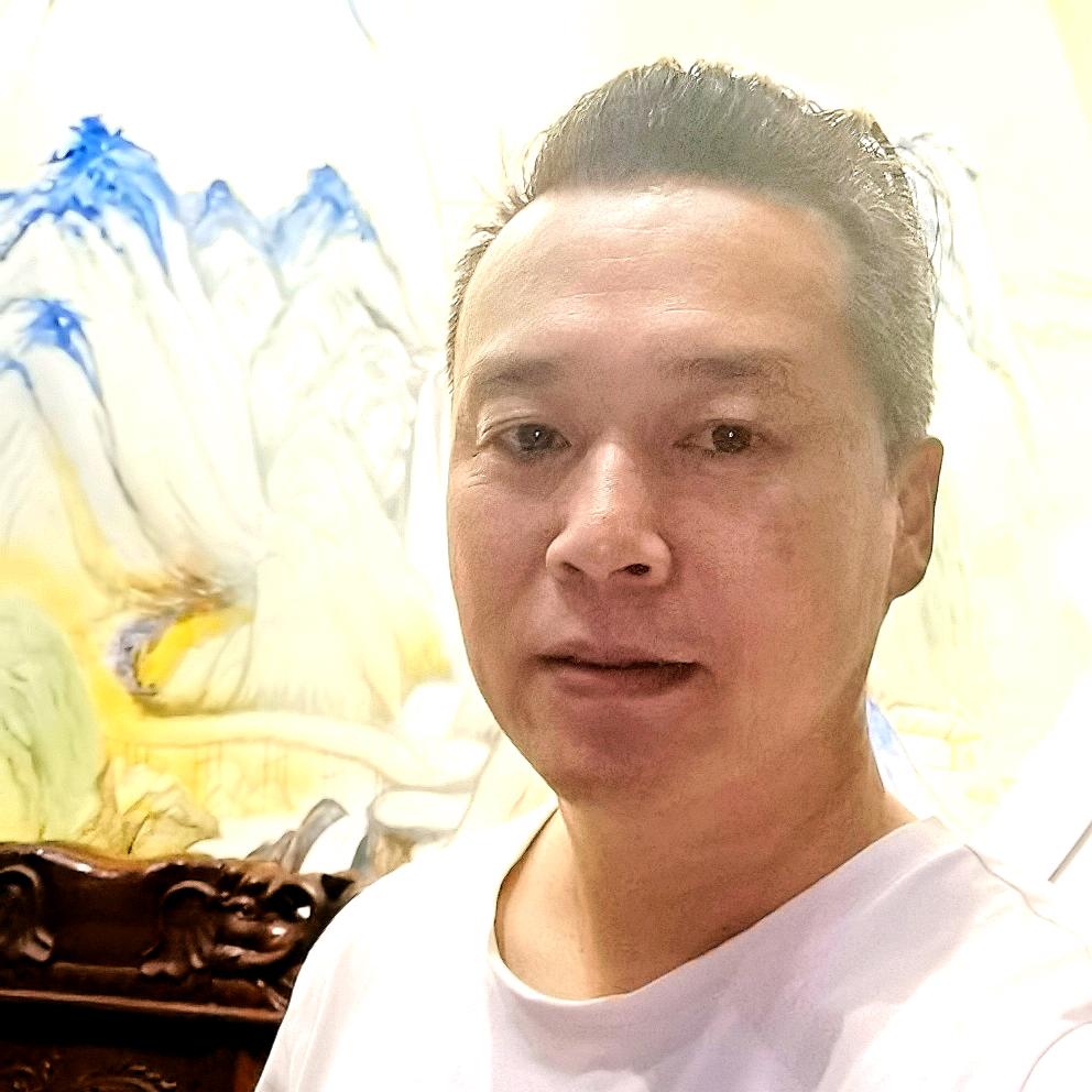 苏州设计师向东