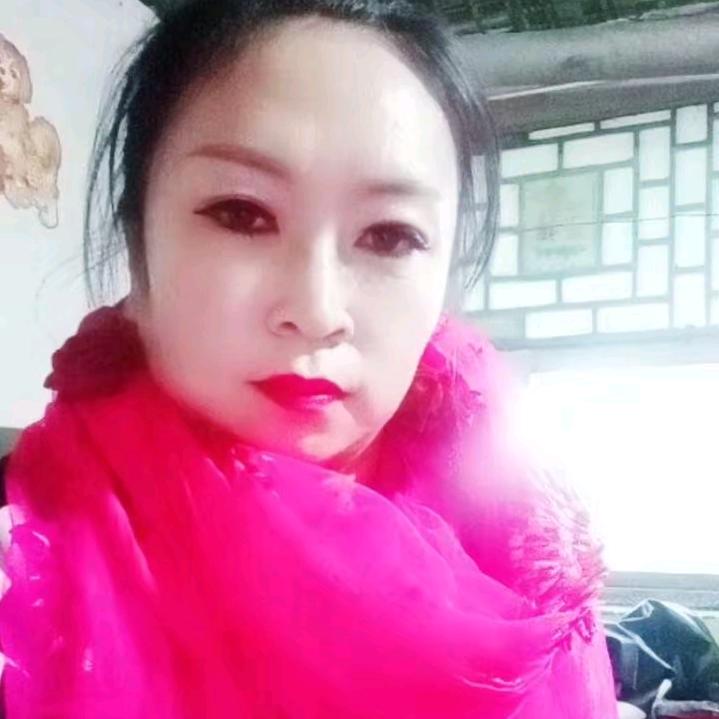 小艳每天晚上7点*30直播