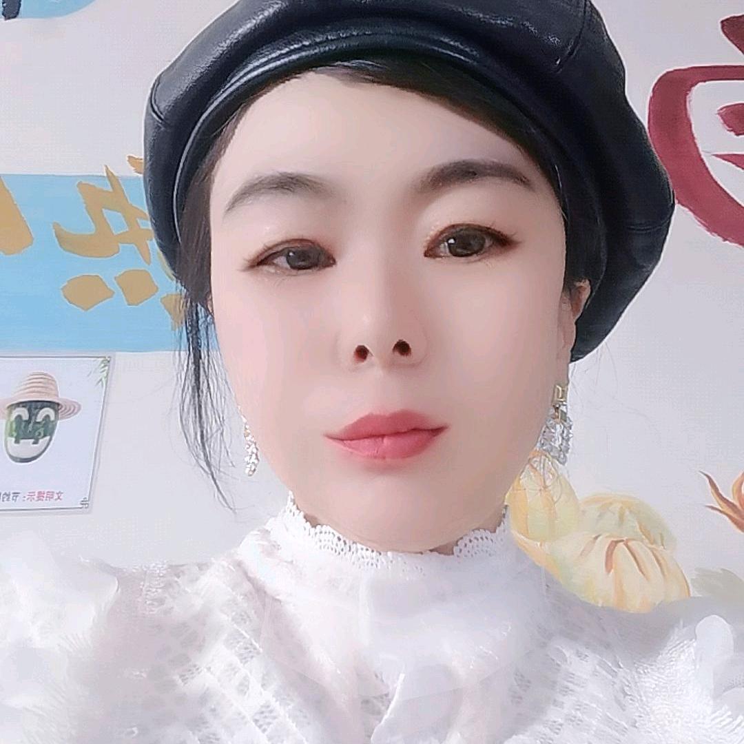 玲玲，