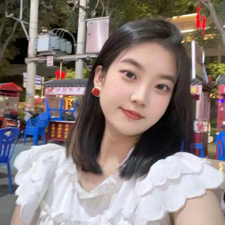 女娃娃🎤唱情歌