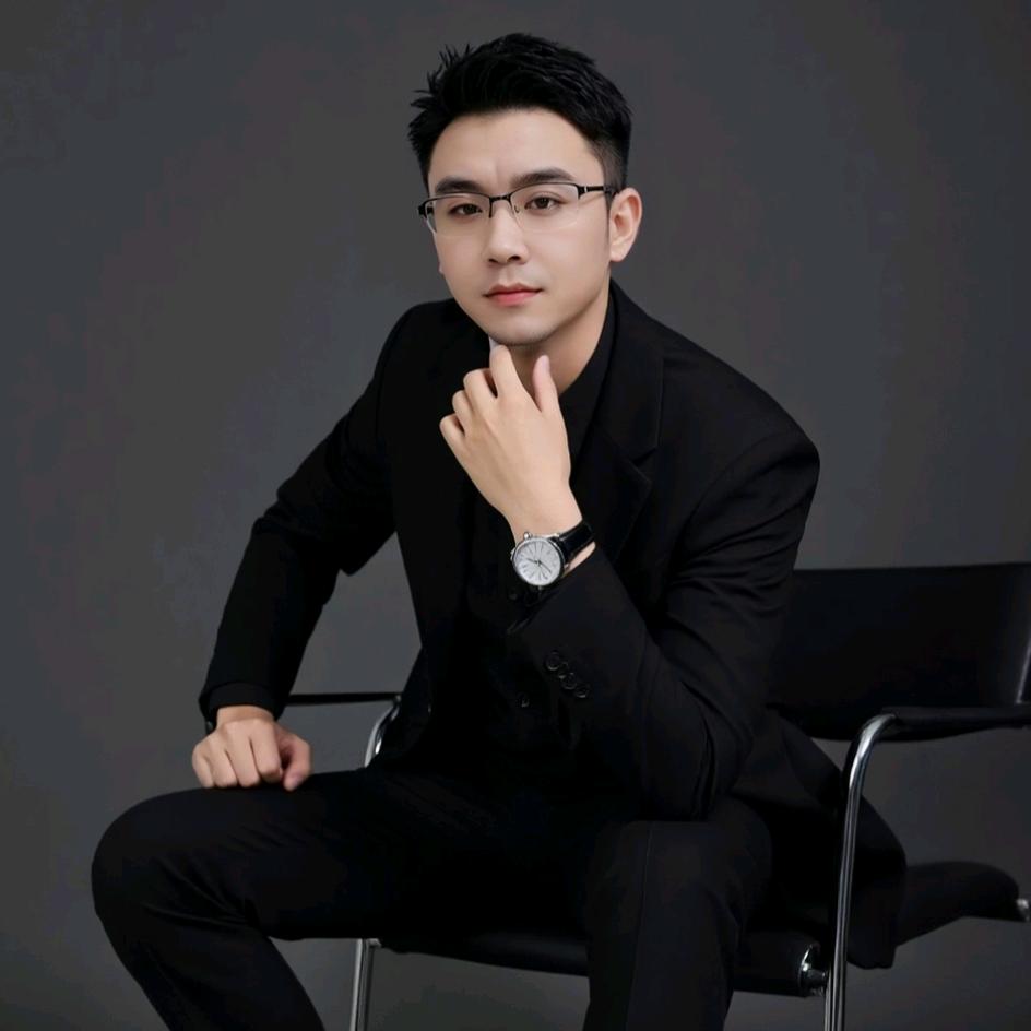 山城好房推荐官:申先生