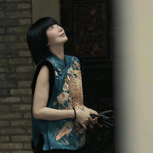 宫小妍（新中式）穿搭分享