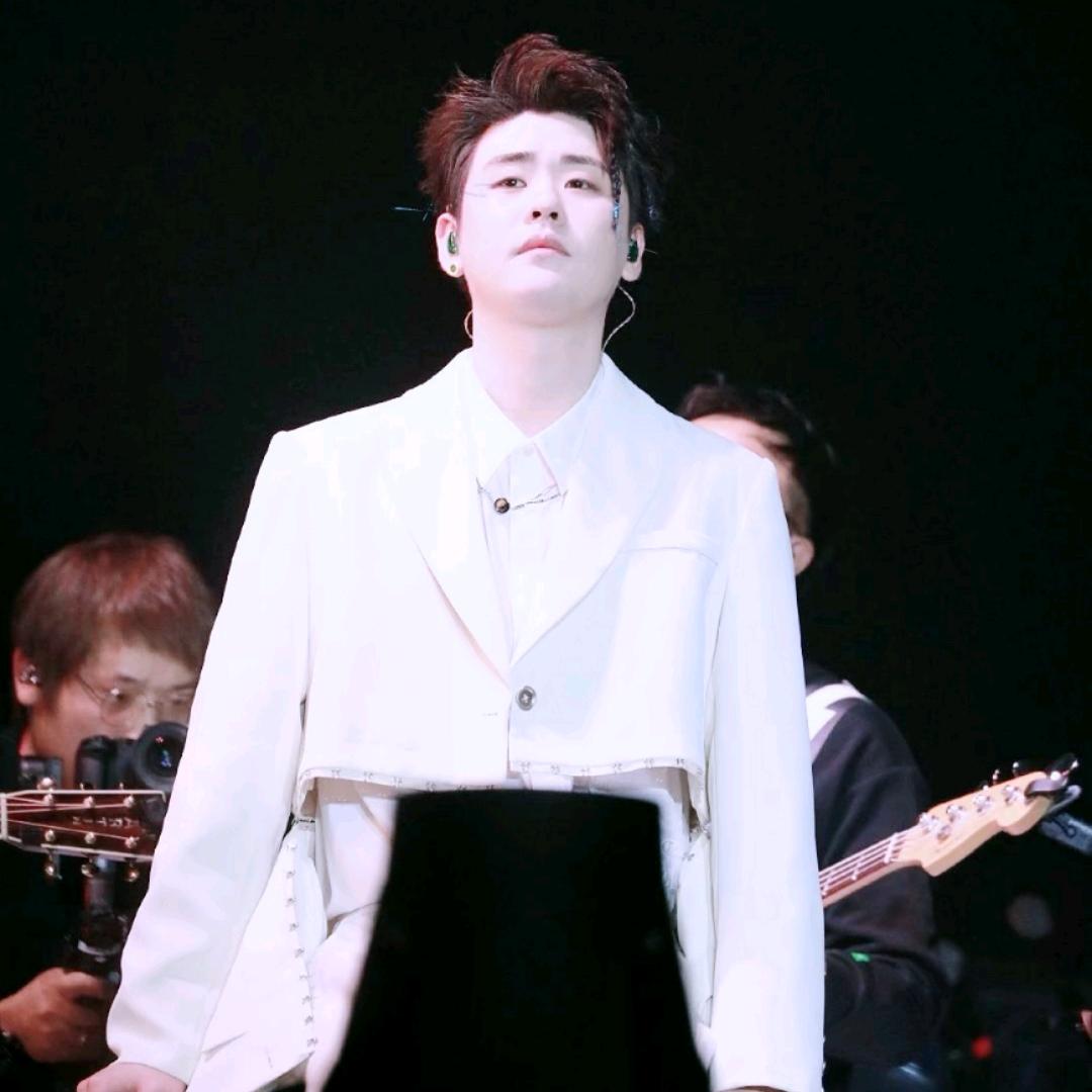 巷子里的丫头🍋