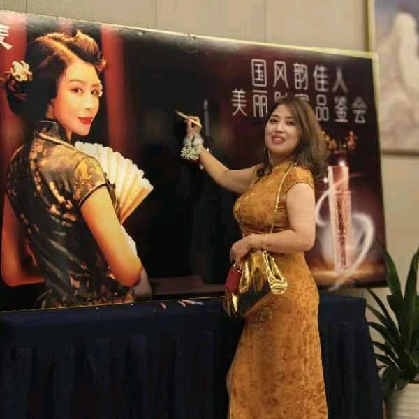 余江区工业园区，农家乐土菜馆