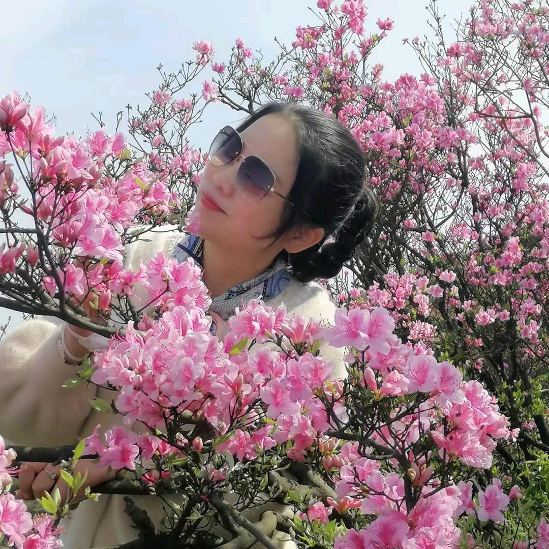 阿芳