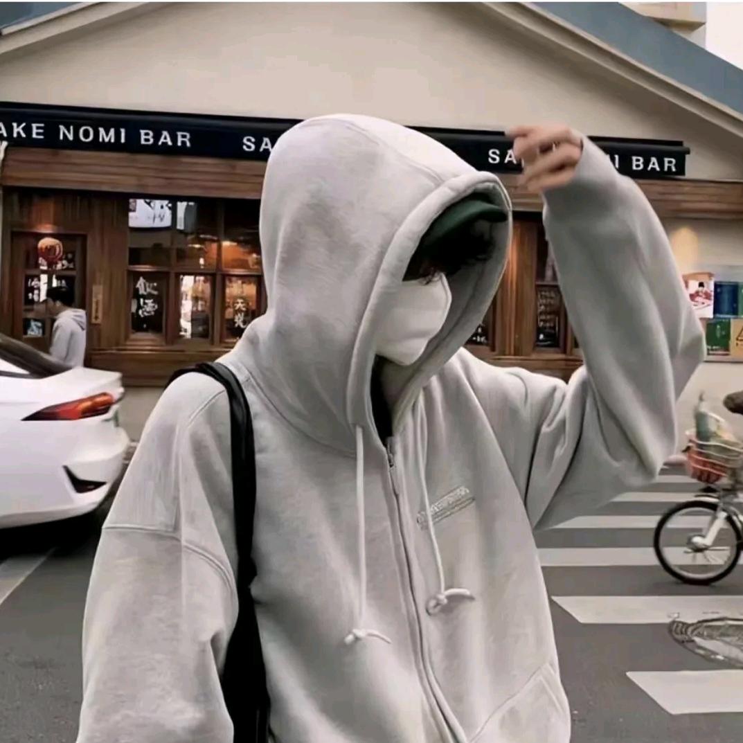 青山不刘意