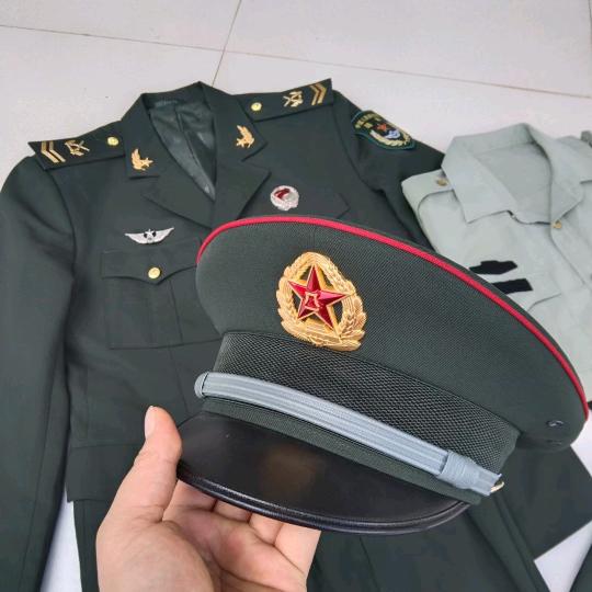 别拿村长不当干部