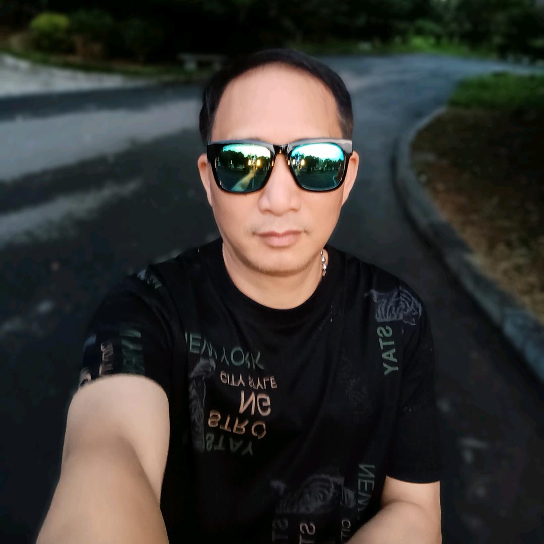 🙏财神帅哥🕵🏻‍♀️