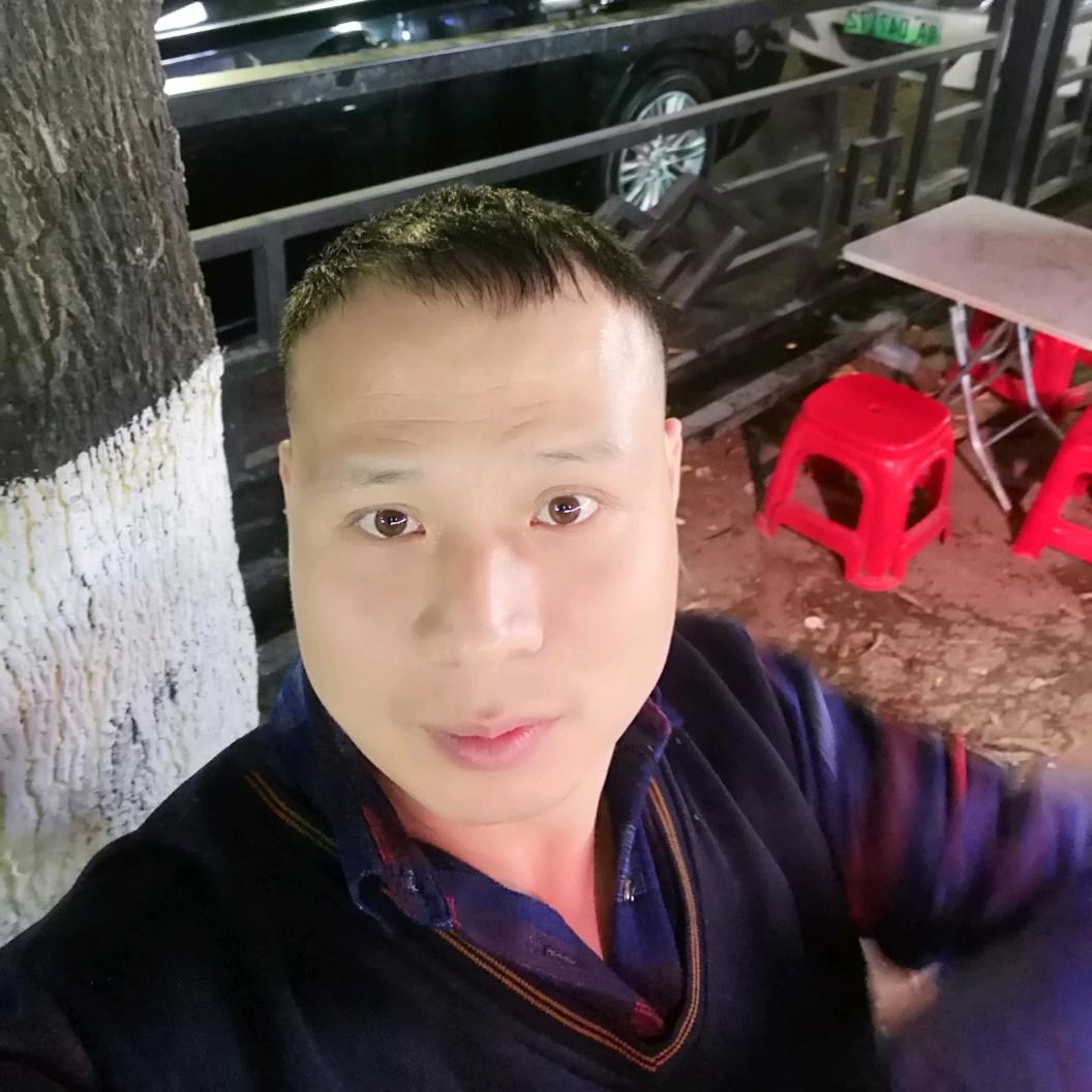 80后摆摊人