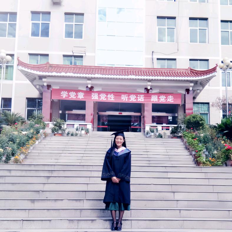 Hayley花花（狂飙酒馆）