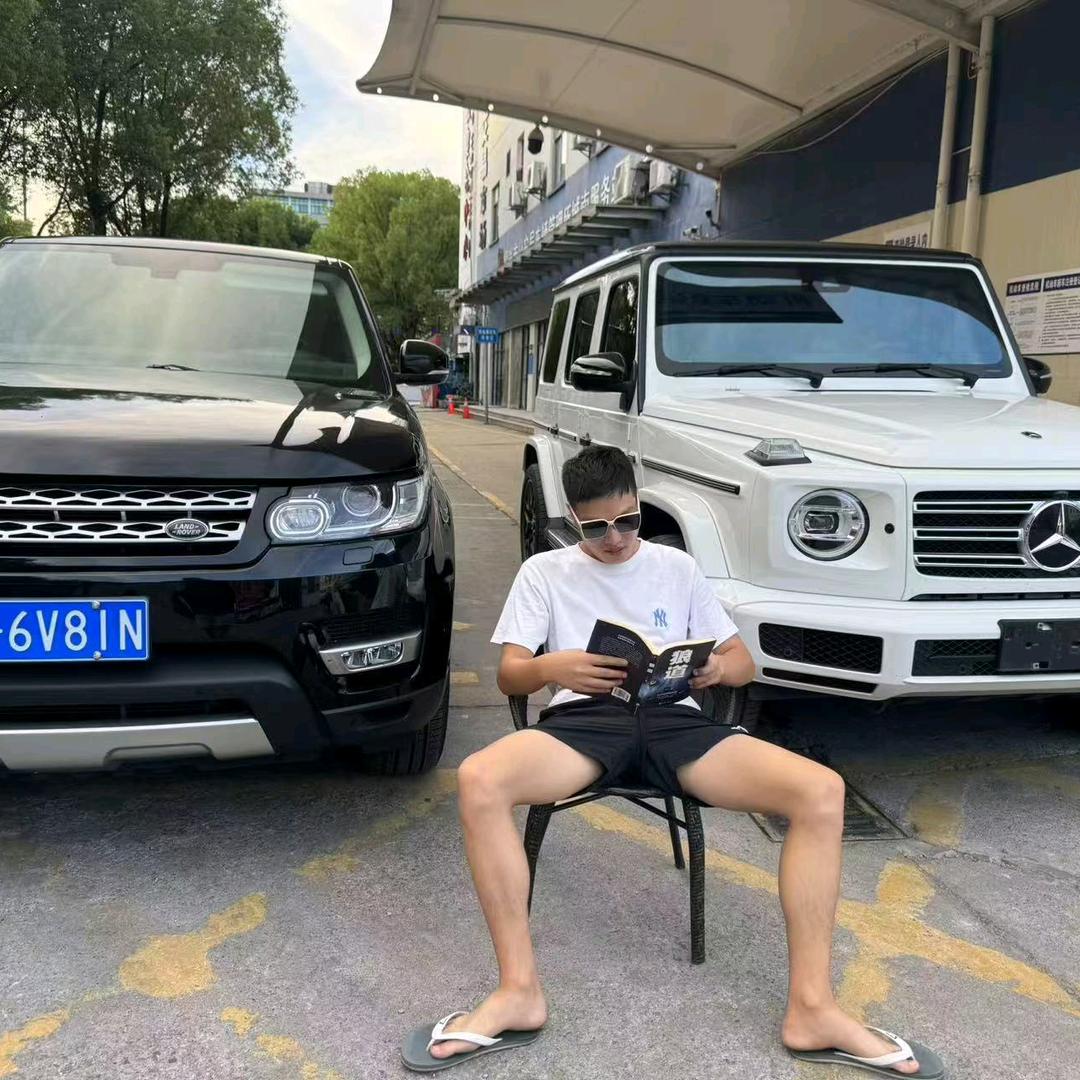 佑是一台车