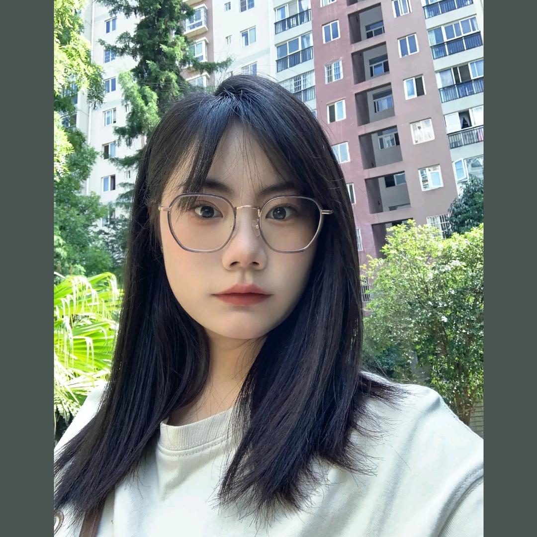 小珍珍。