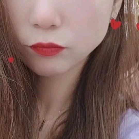 英 子
