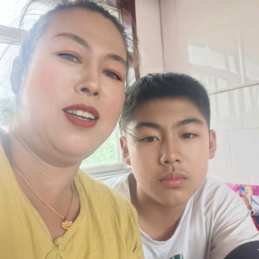 立苹姐日常生活