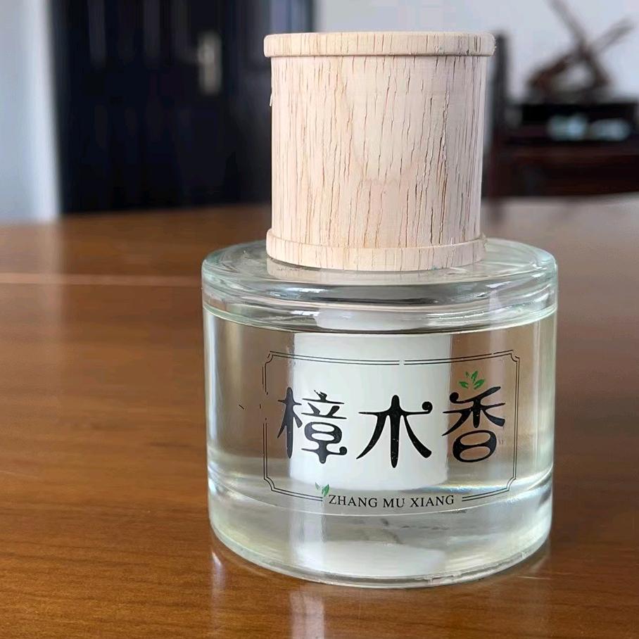 浙江小杨香樟油