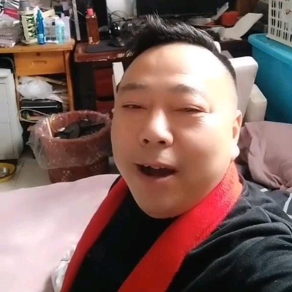 杨湖人在上海，(家有三少)