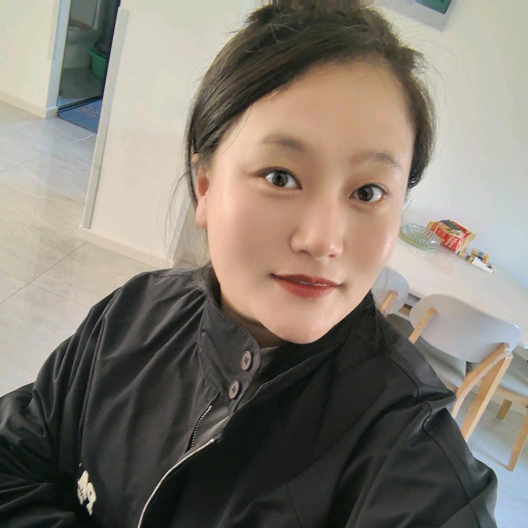 滨河夜市，猪小甜炒冰