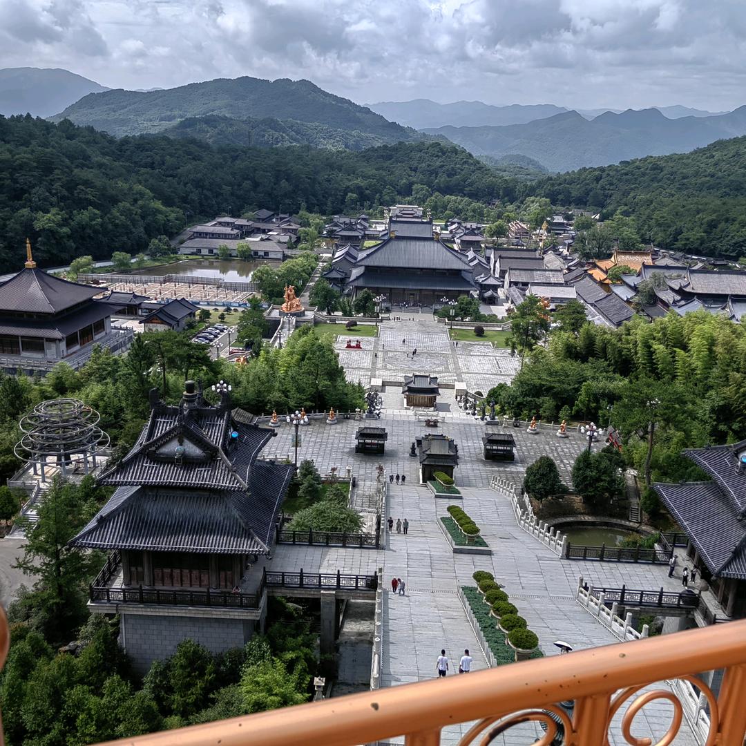 龙先生1992