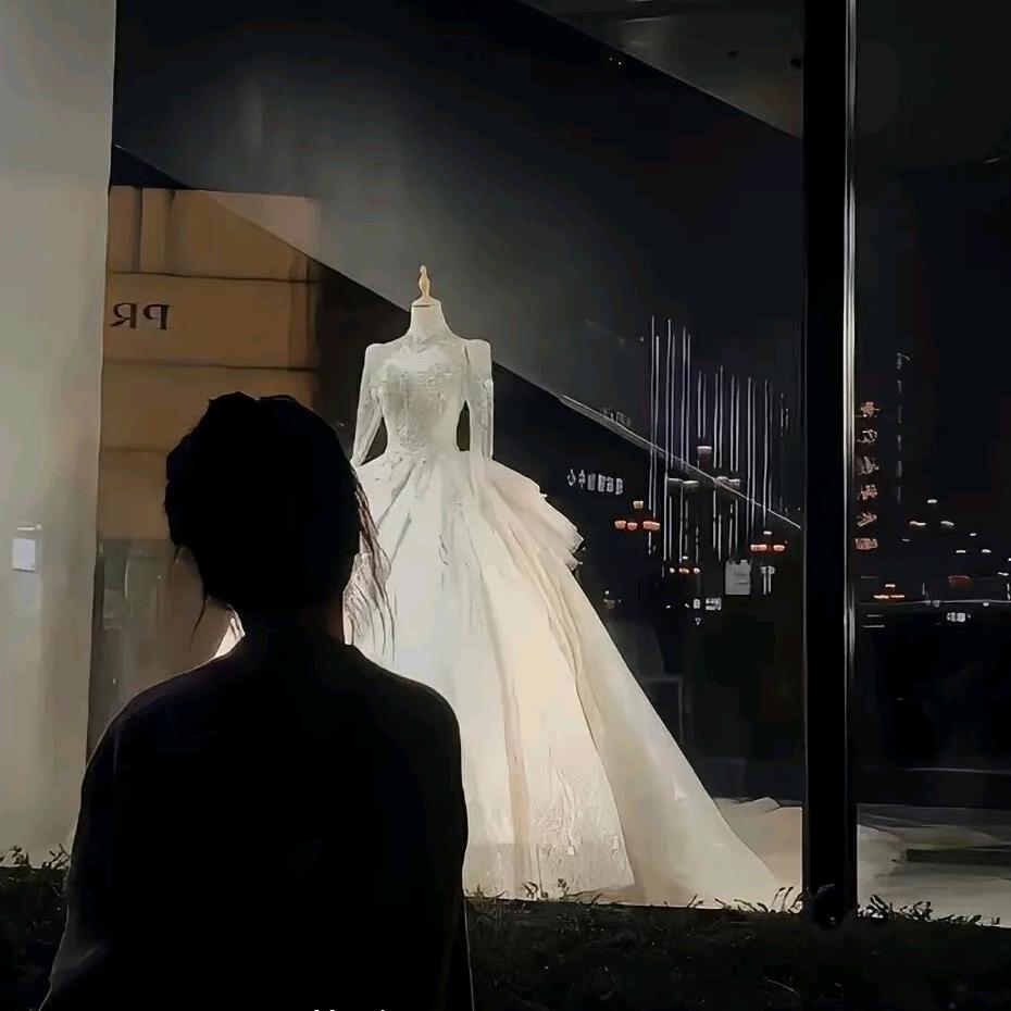 ღ᭄ꦿ꯭笑着ঞ退场ꦿ᭄