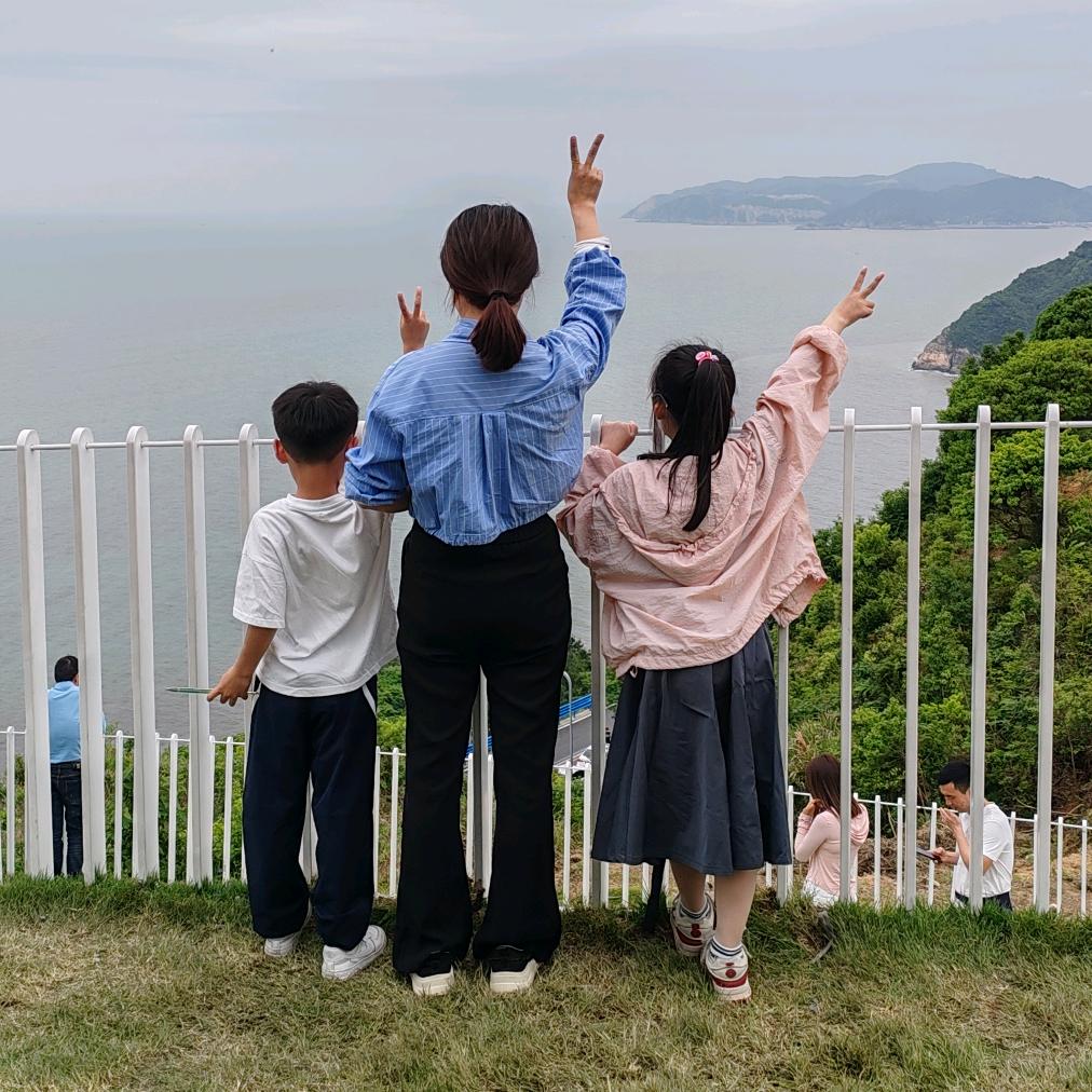 与卫同行