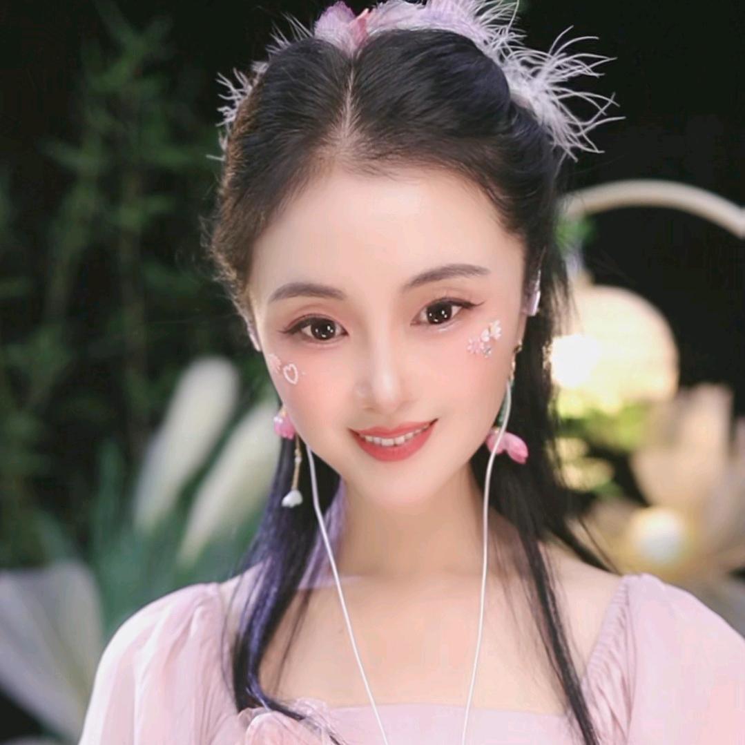 花开半夏🌸