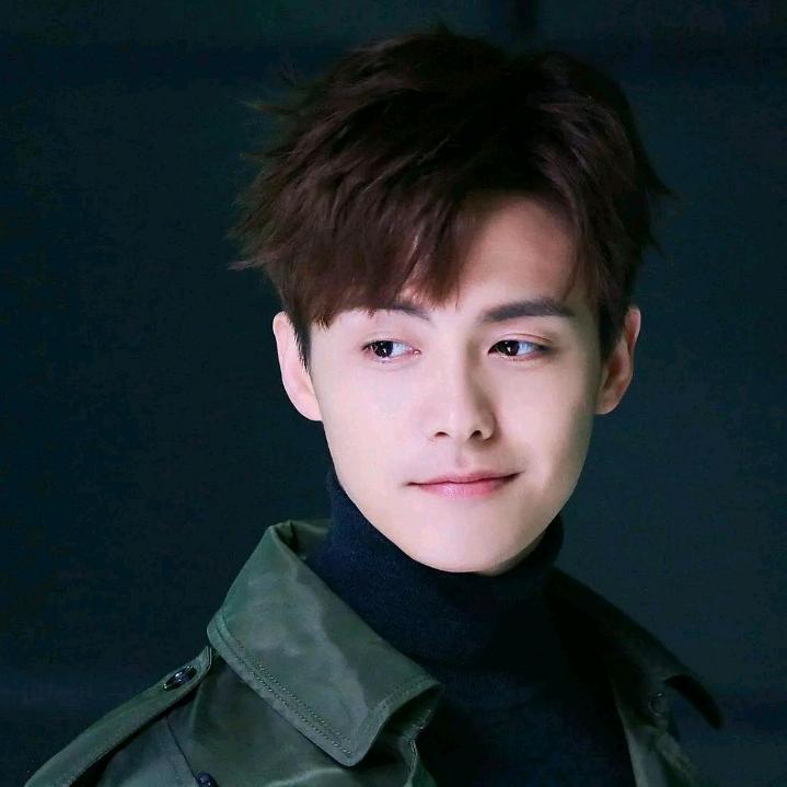 只因有你牵手的幸福