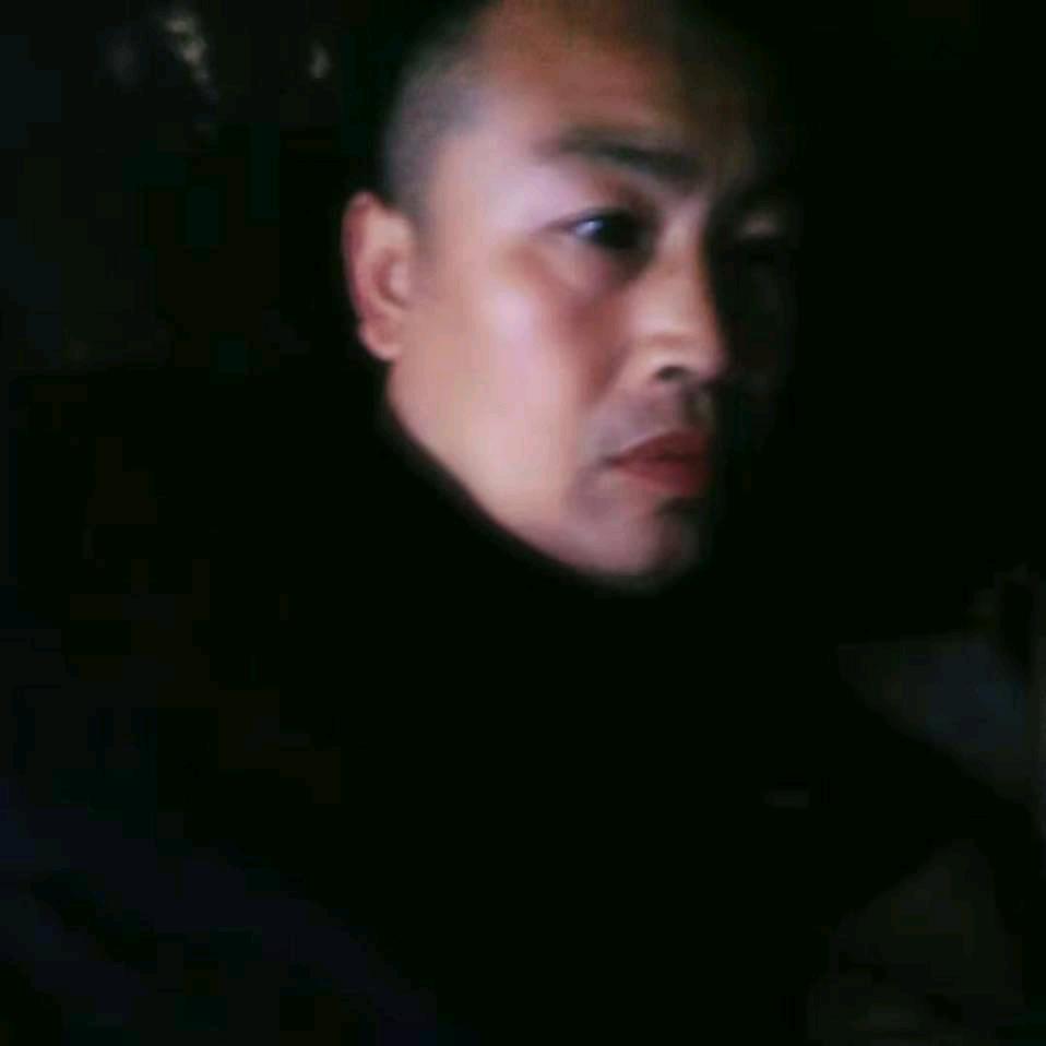 人在海上多渺小