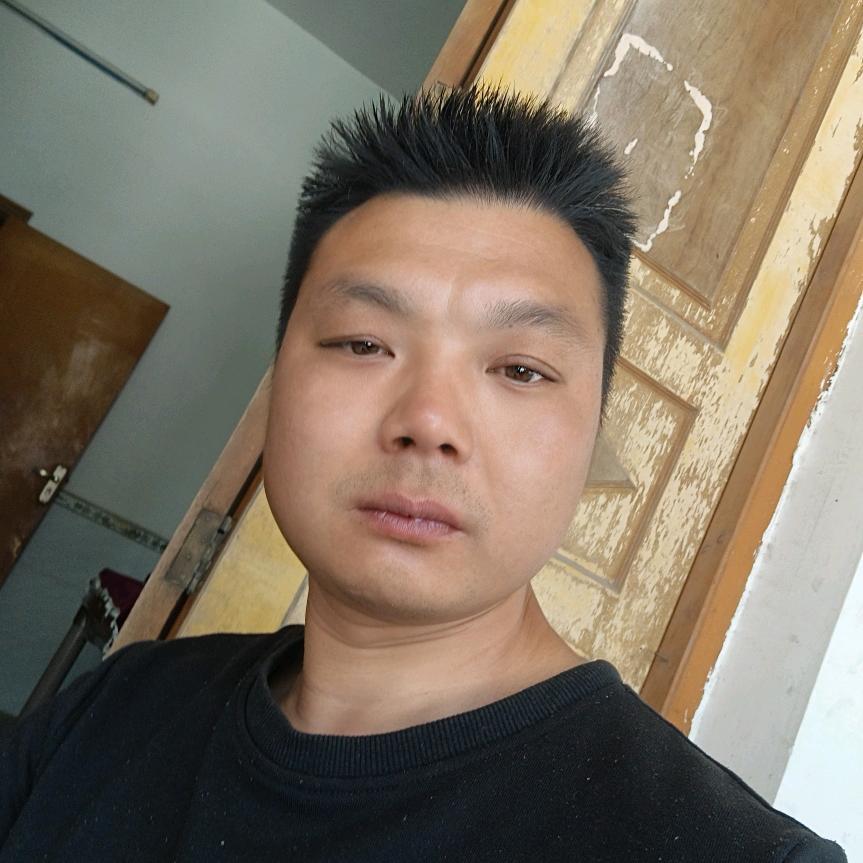 蔡山亮哥木工