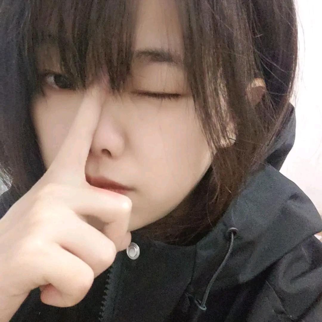 太阳出来爬山坡