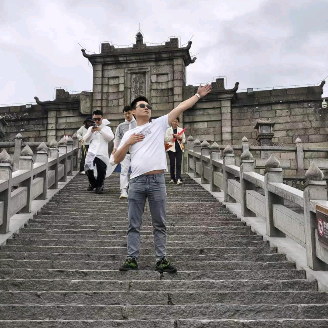 专业吕模拼装叠合板p c一条龙！